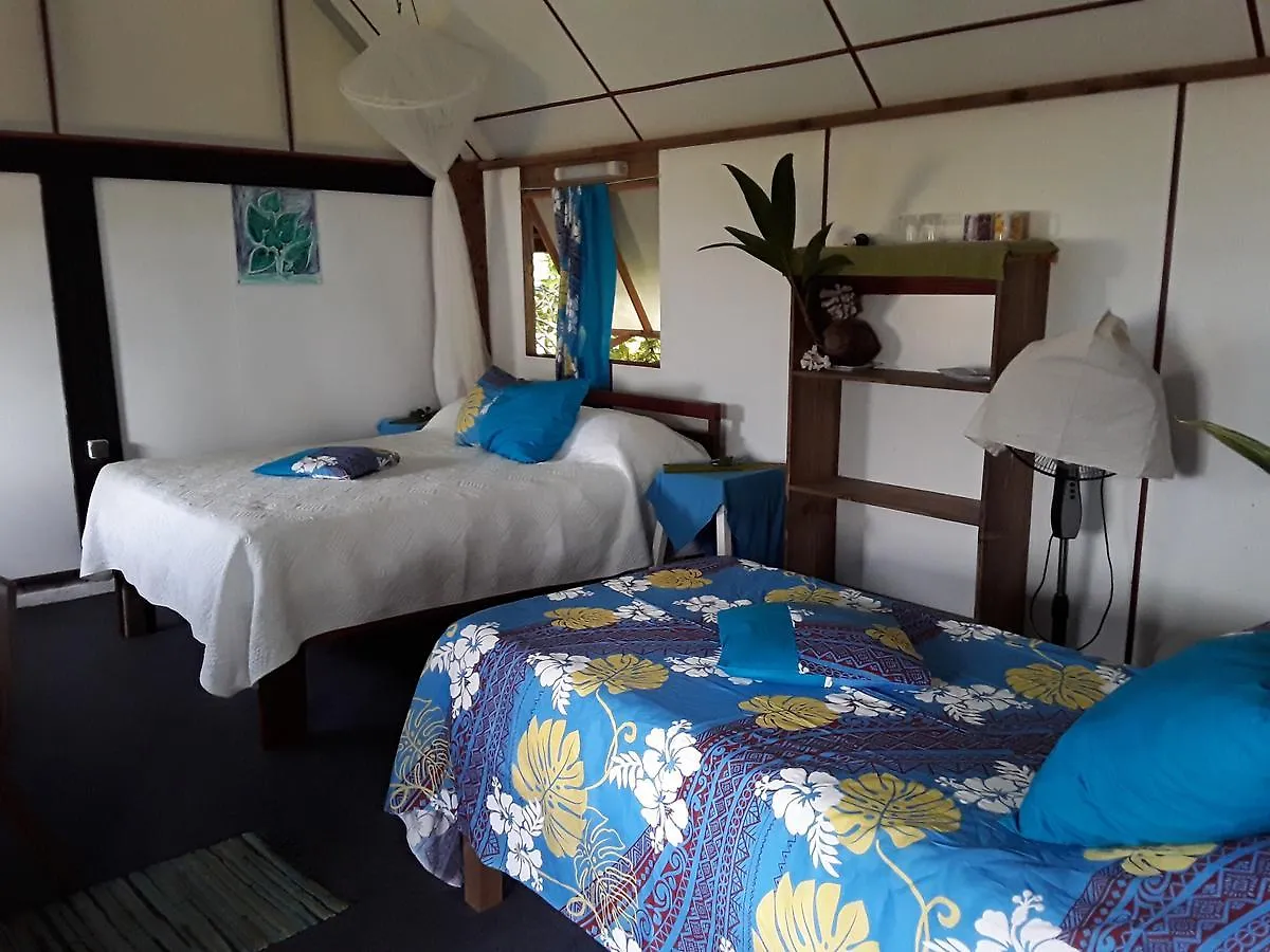 Tifaifai Et Cafe Huahine Bed & Breakfast Fare